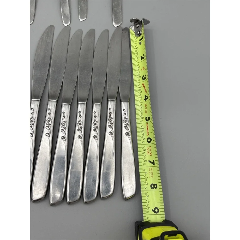 Vintage Oneida Spice Pattern 21 Pc Flatware Floral Fork‎ Spoon Butter Knife